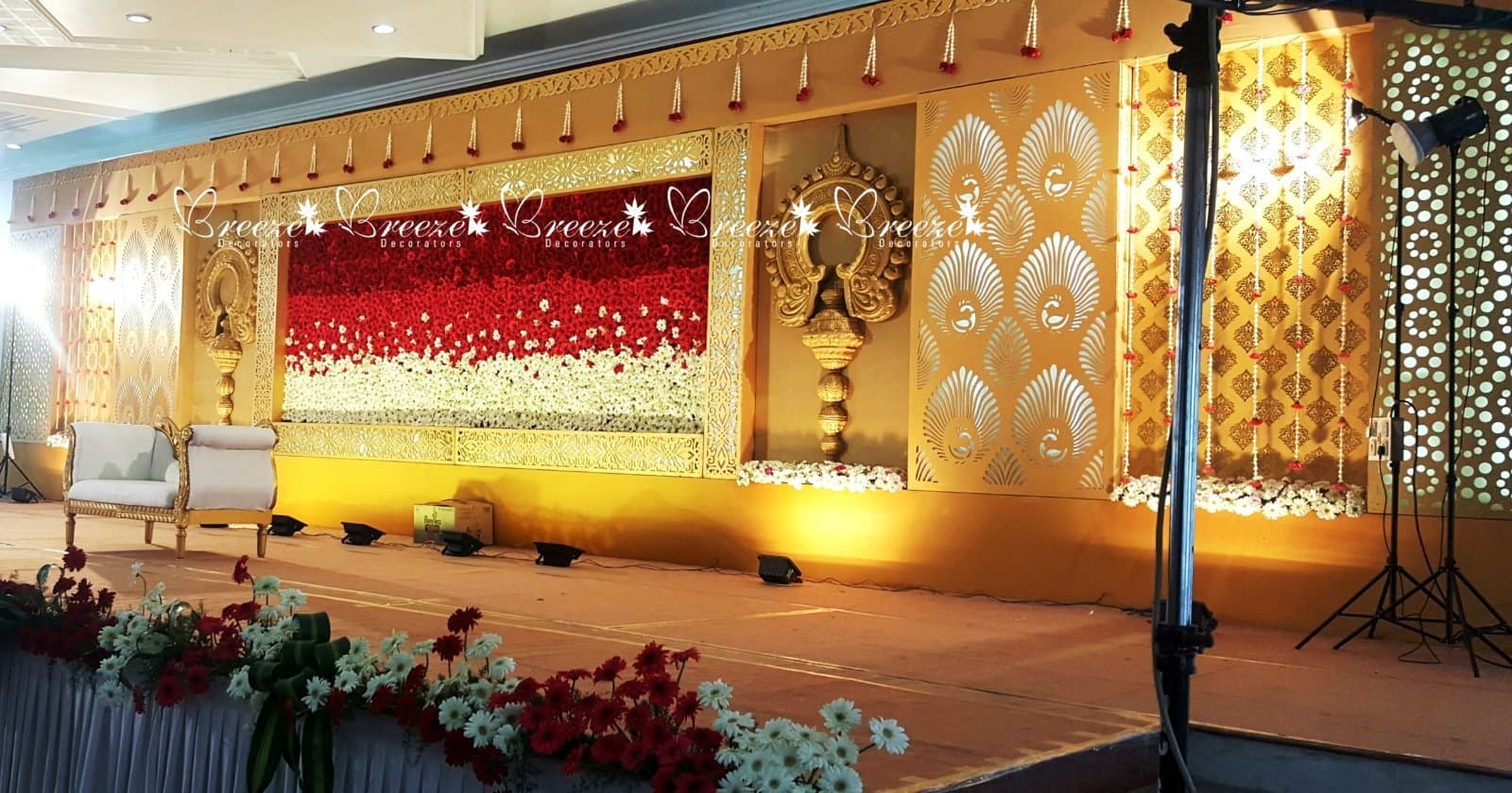 Reception Decoration - Original Full Size Photo 1
