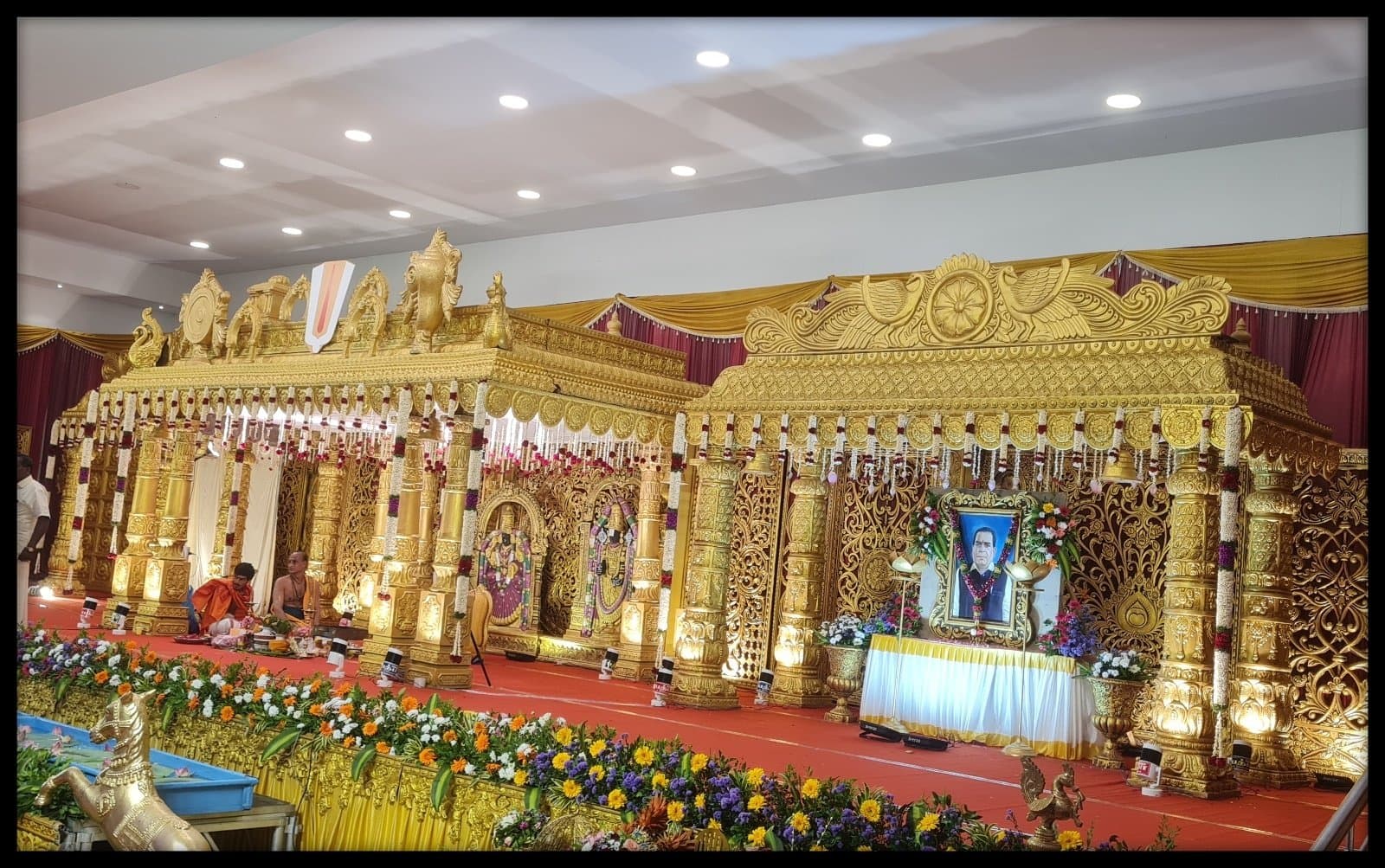 Stunning Wedding Decor at Sri Aishwarya Mahal, Namakkal by Breeze Decorators - Original Full Size Photo 8