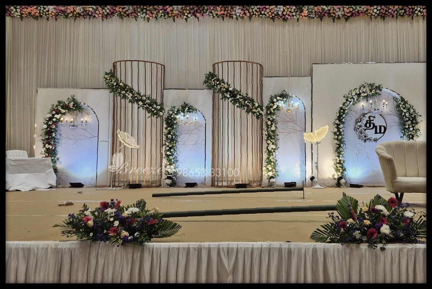 Dr. Divakar & Dr. Madhiyazhini Grand Wedding Stage Decor - Original Full Size Photo 8